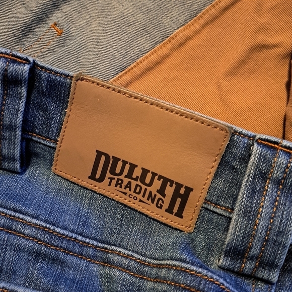 Duluth Trading Co men's size 42x30 Ballroom Double Flex jeans - Picture 4 of 6